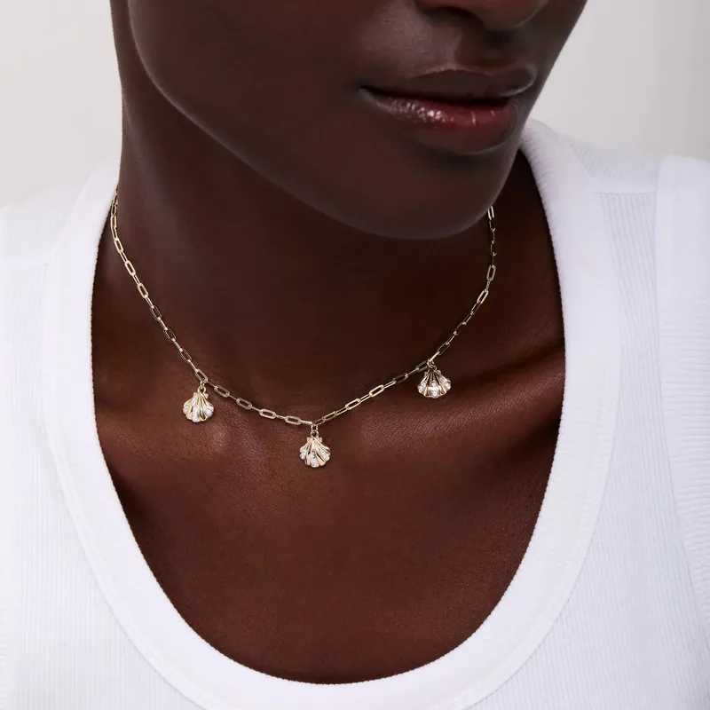 14kt 3 Petite Venus Shell Necklace