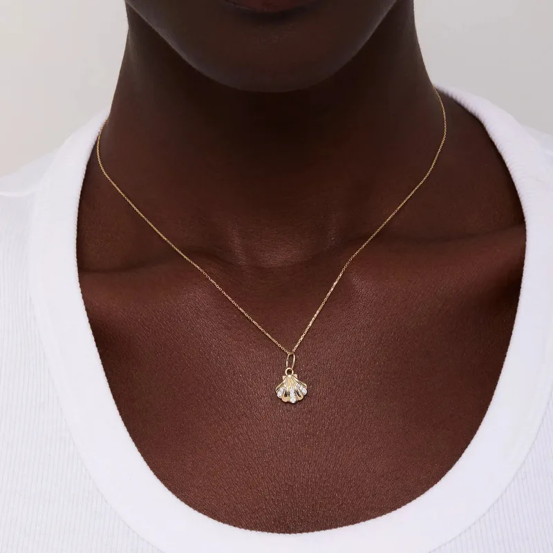 14kt Petite Venus Necklace