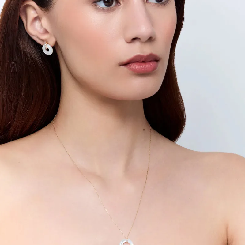 14kt Mother of Pearl Donut Necklace