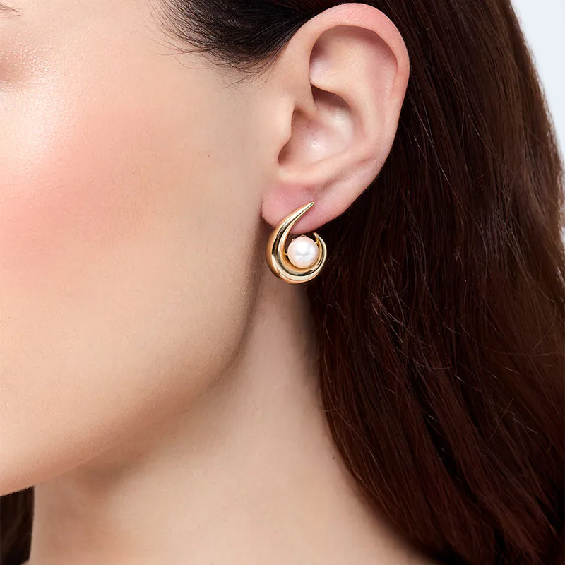 14kt Pearl Curl Earrings