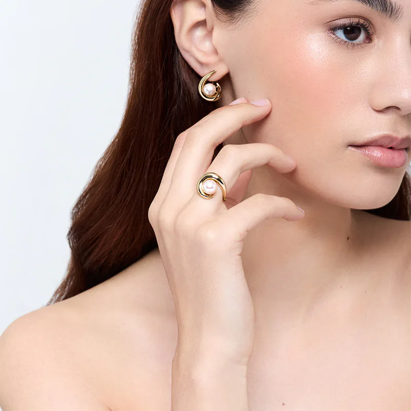 14kt Pearl Curl Earrings