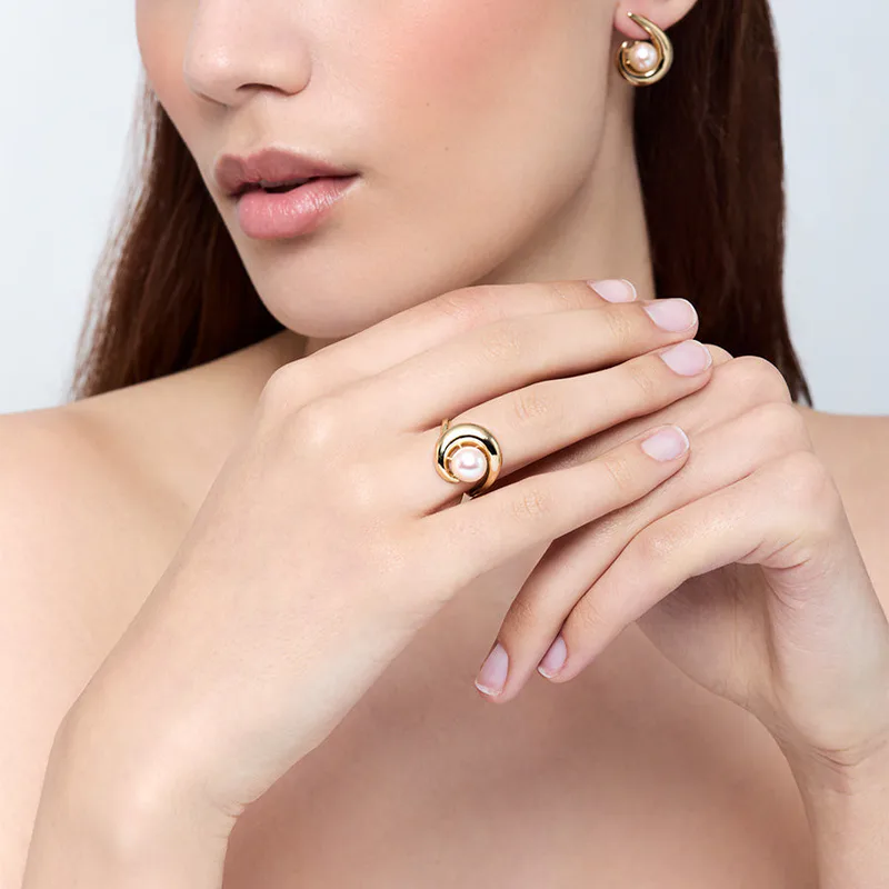 14kt Pearl Curl Ring