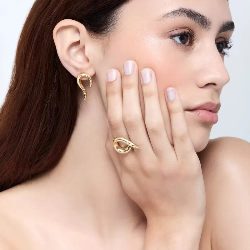 14kt Swoosh Ring