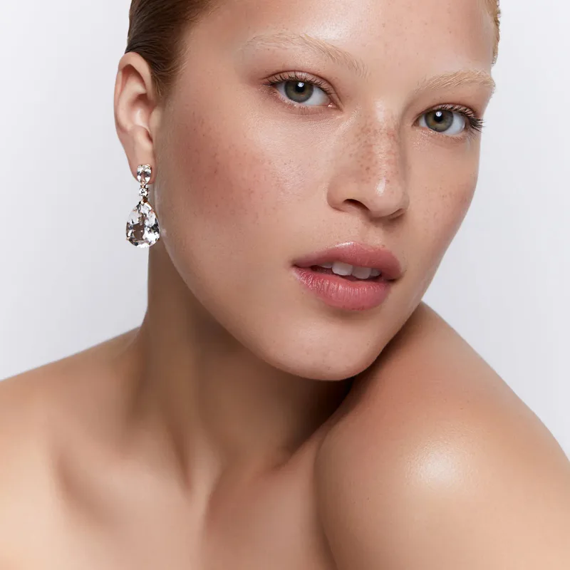 14kt White Topaz Sophia Earrings