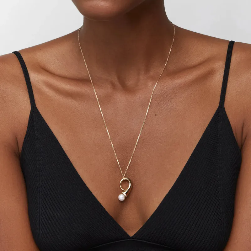 14kt Pearl Cornucopia Necklace