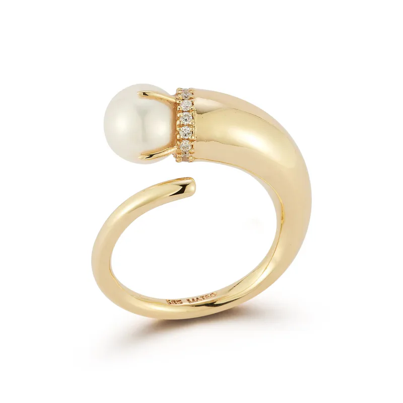 14kt Pearl Cornucopia Ring