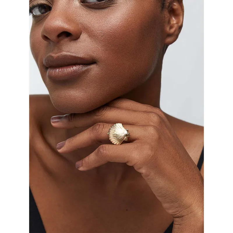 14kt Lady Venus Ring