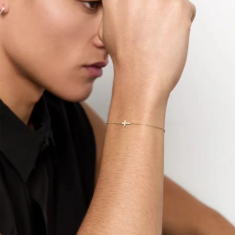 14kt Mini Cross Bracelet