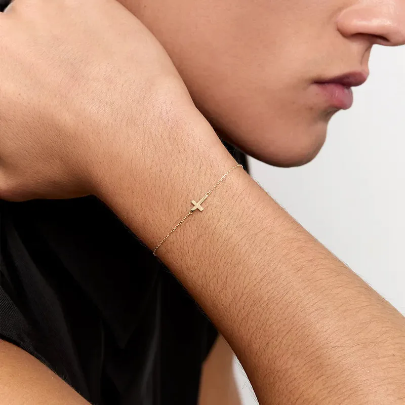 14kt Mini Cross Bracelet
