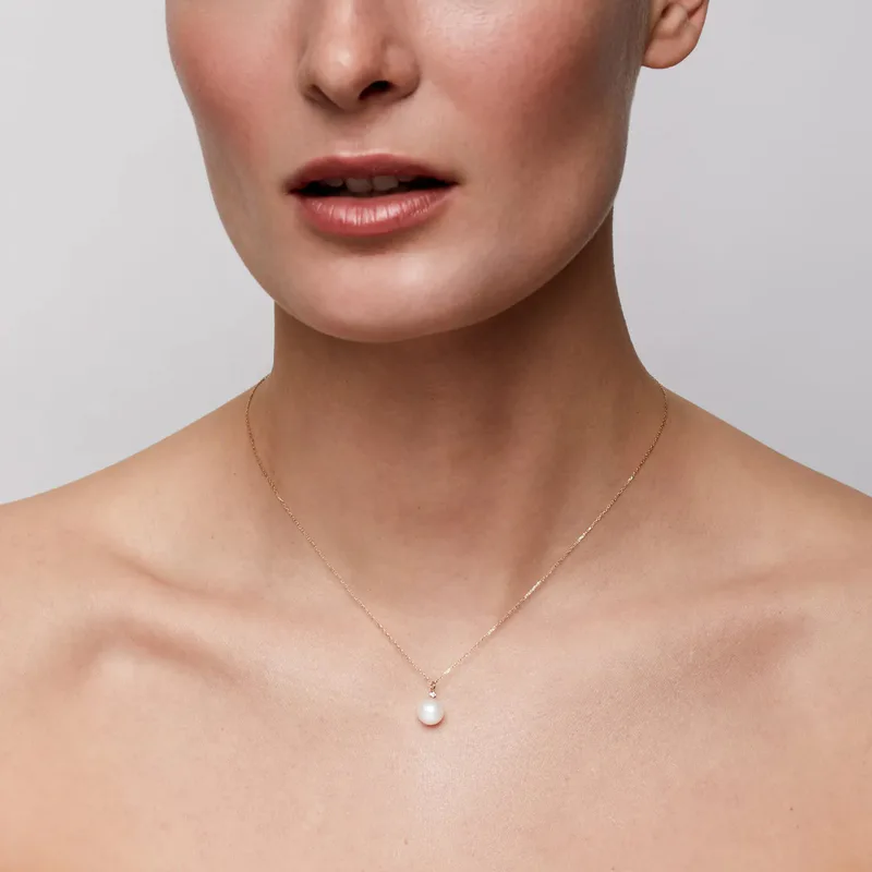 14kt Gold Pearl and Diamond Dot Necklace