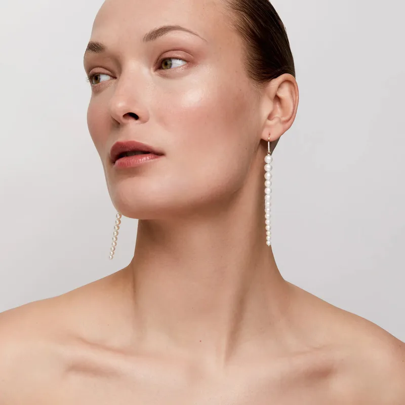 14kt Graduated Pearl Danglers