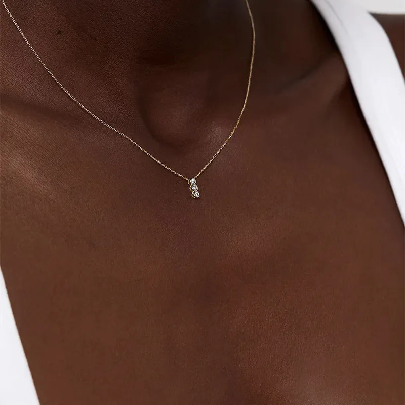 14kt Trio Diamond Bar Necklace
