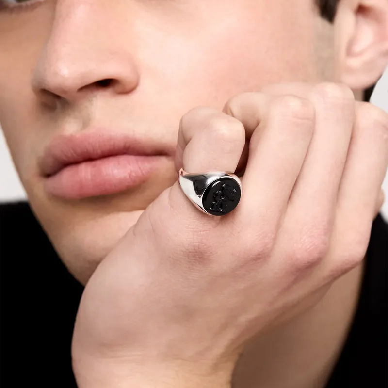 Carved Lion Onyx Ring