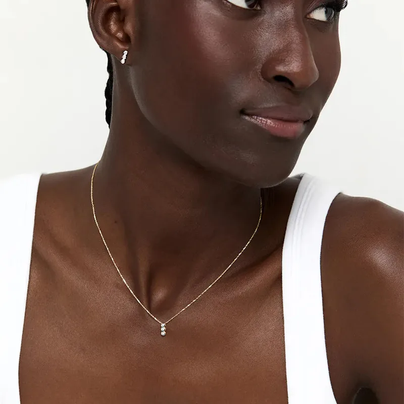 14kt Trio Diamond Bar Necklace