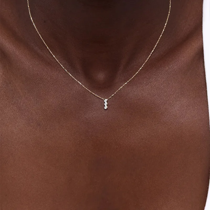 14kt Trio Diamond Bar Necklace