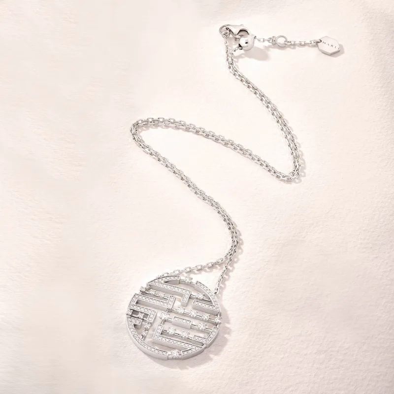 Avenues Luxe Chain Necklace