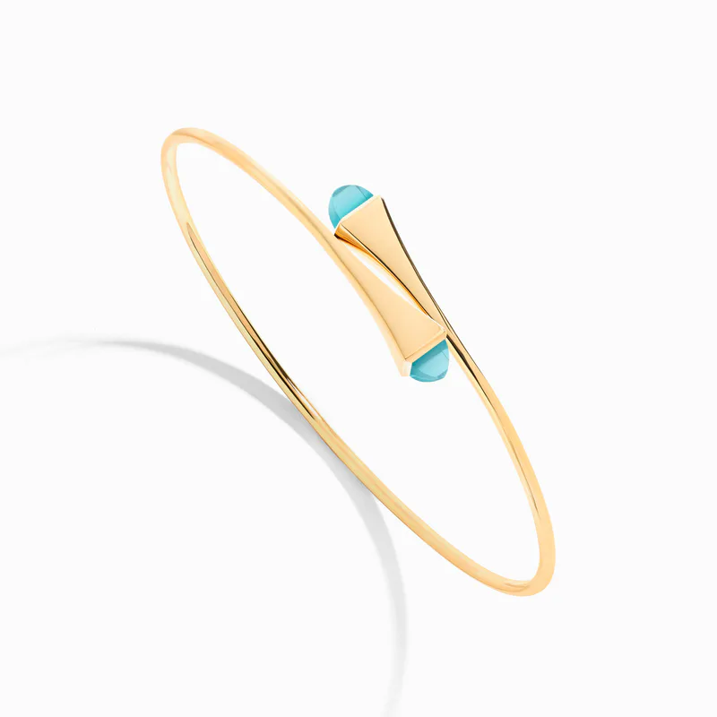 Cleo Wire Gold Slip-On Bracelet