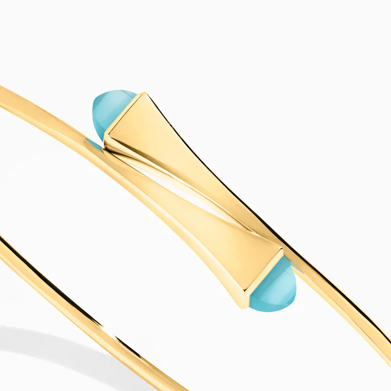 Cleo Wire Gold Slip-On Bracelet