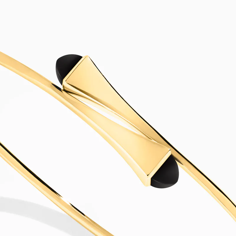 Cleo Wire Gold Slip-On Bracelet
