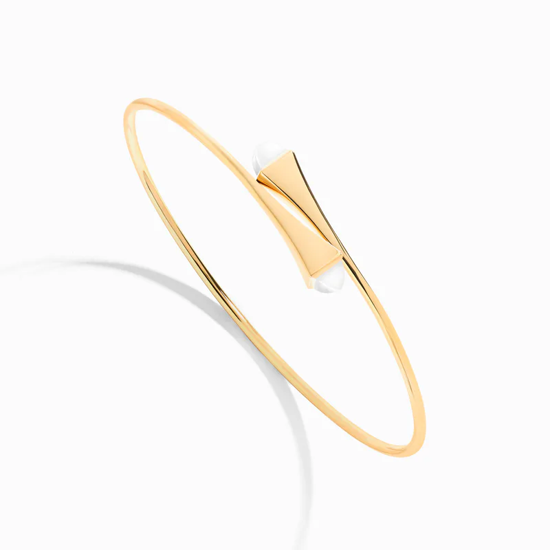 Cleo Wire Gold Slip-On Bracelet