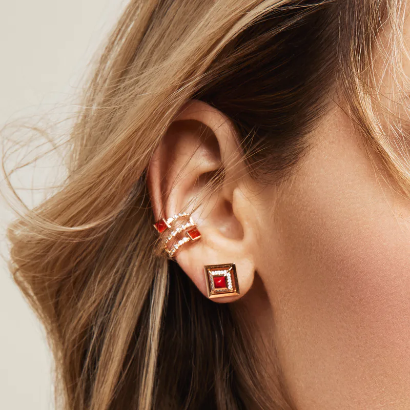 Cleo Lotus Twist Ear Cuff (Single R)