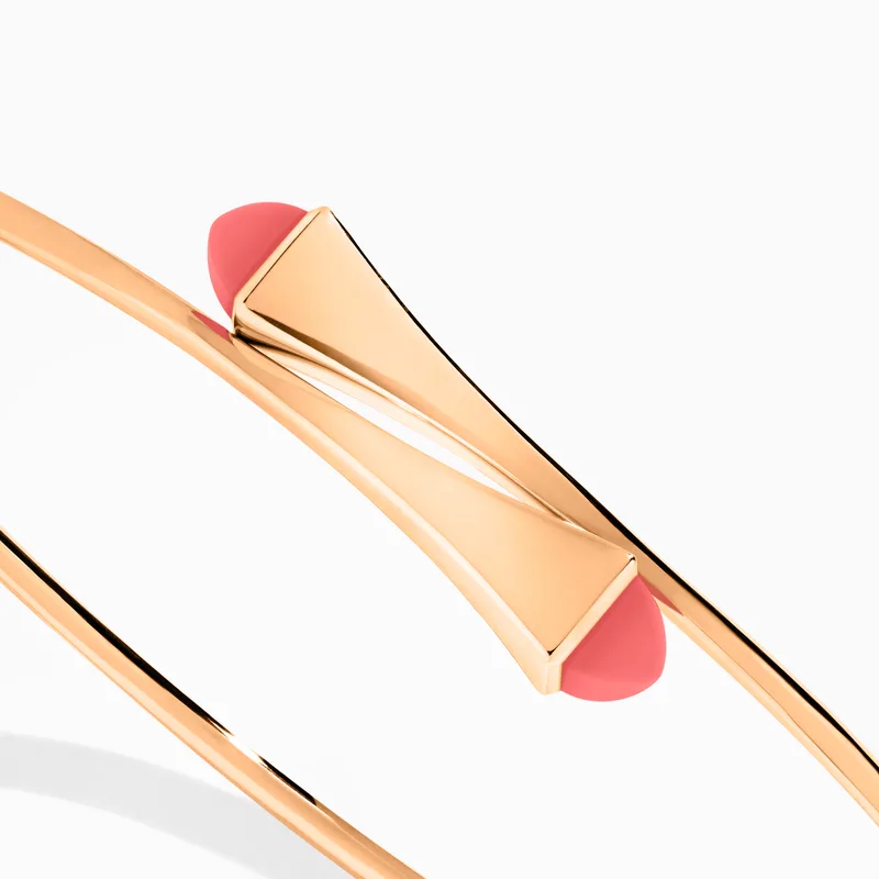 Cleo Wire Gold Slip-On Bracelet