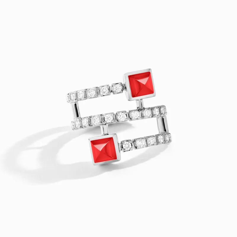 Cleo Lotus Twist Ear Cuff (Single R)