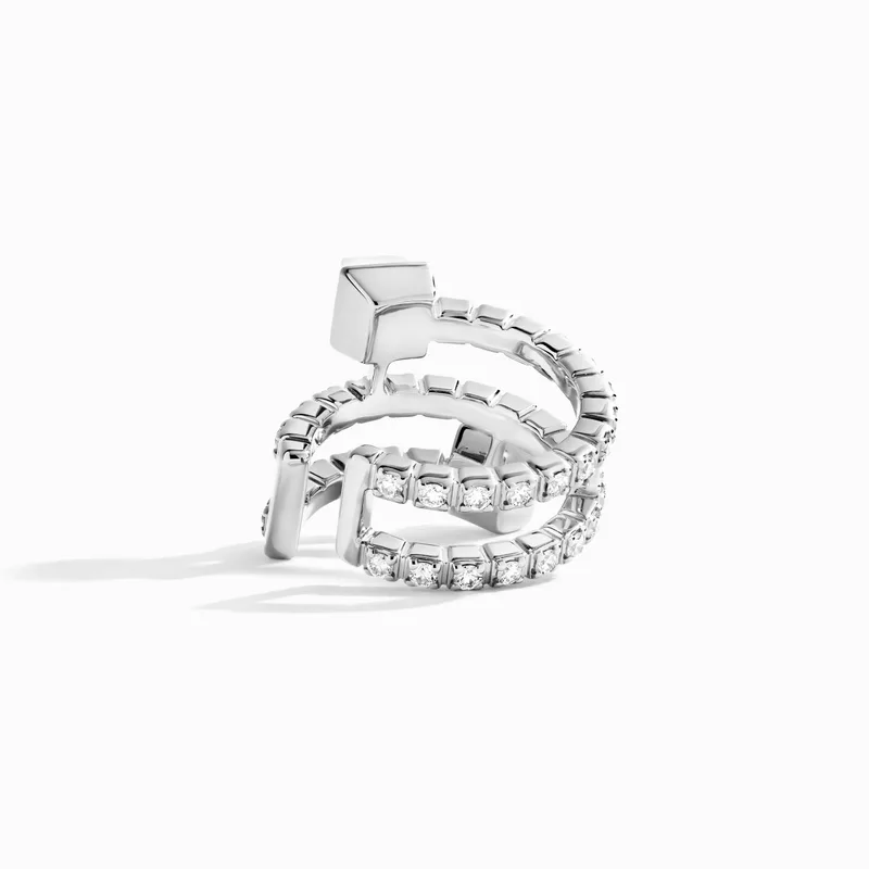 Cleo Lotus Twist Ear Cuff (Single R)