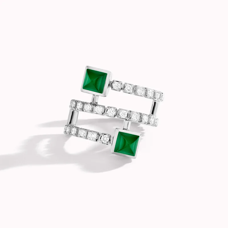 Cleo Lotus Twist Ear Cuff (Single L)