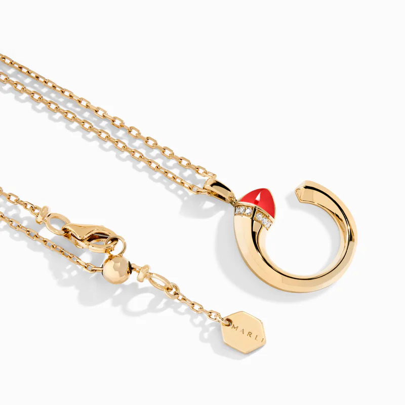 Cleo Venus Gold Pendant
