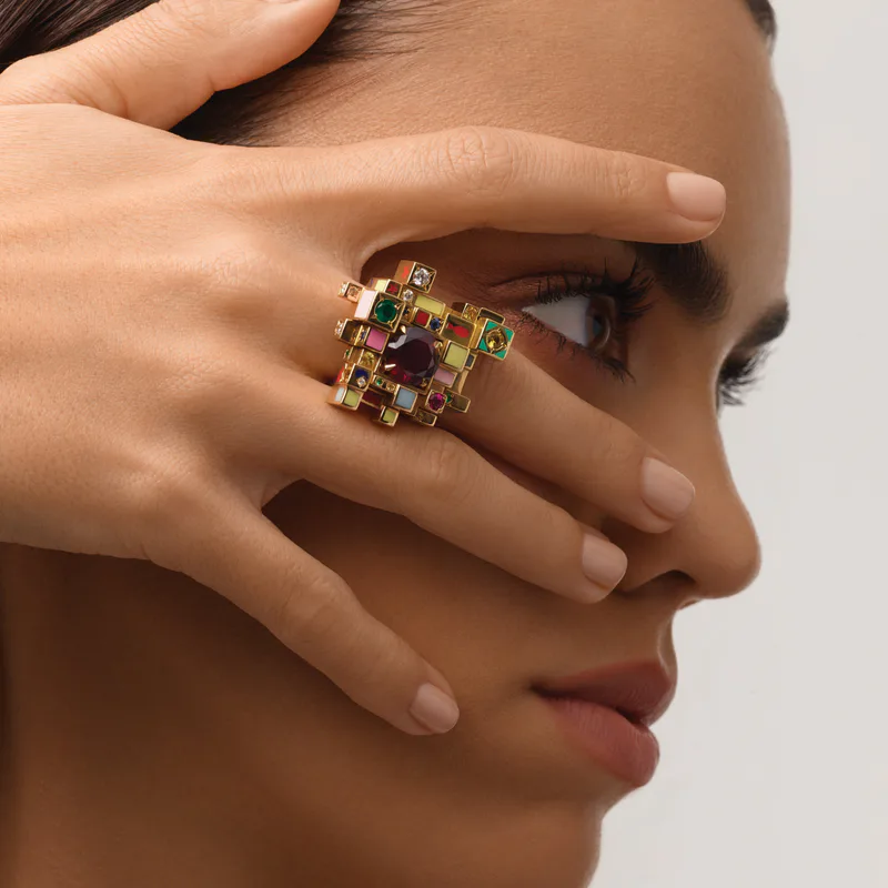 The Alcazar Ring